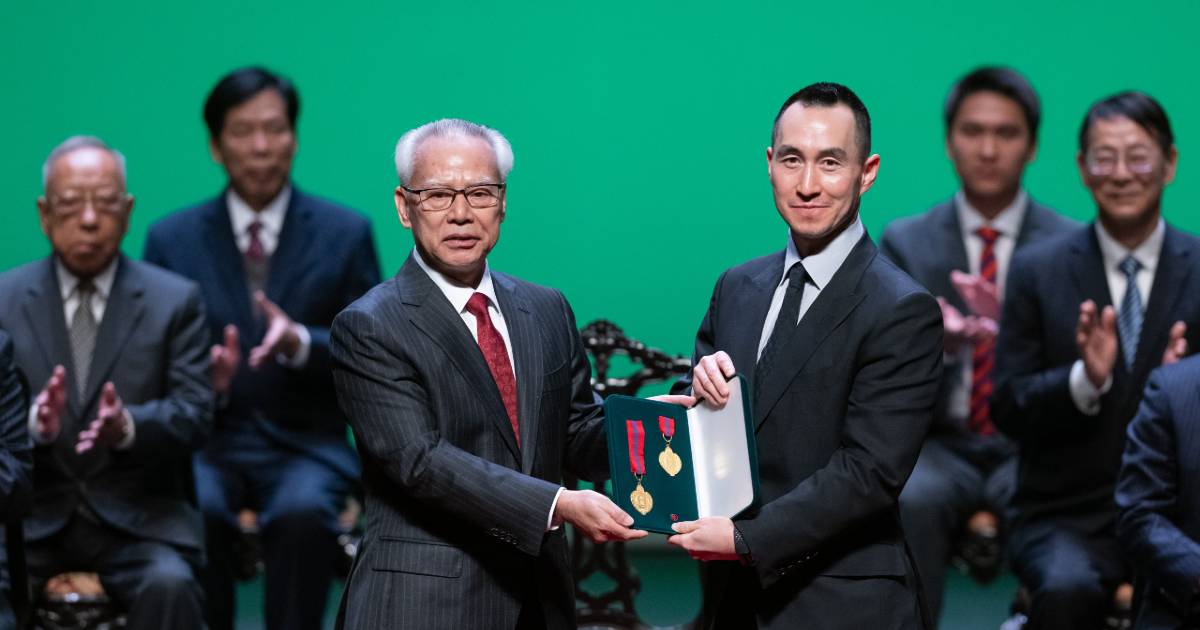 《水舞間》團隊獲澳門頒授旅遊功績勳章