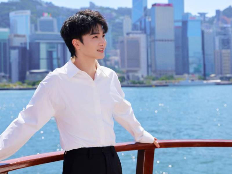 周深獲邀拍攝短片 展現港產文化多重魅力