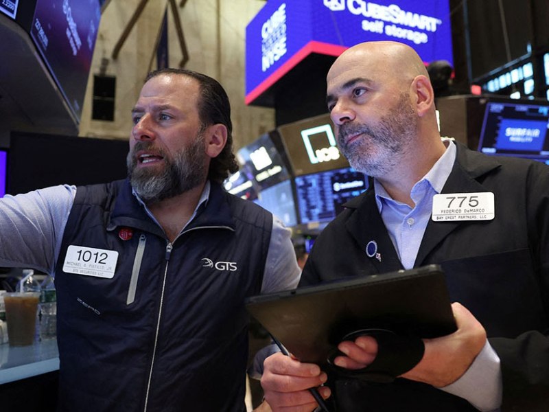 美股丨納指收市跌1.43% 輝達一度瀉逾5%