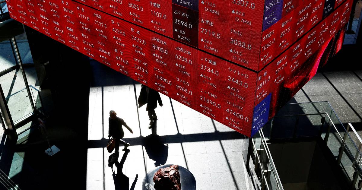 亞股走勢丨日股收升342點 全周累挫5.5%