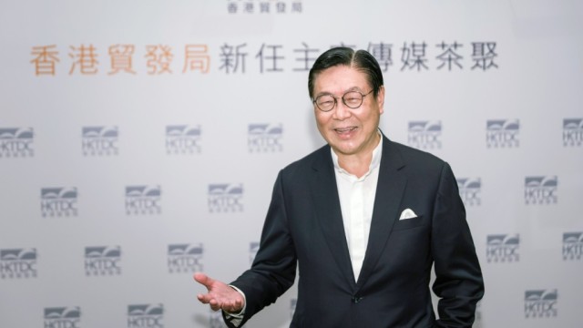 Former HKTDC chairs gather for Next 60 Forum with no effort spared: Federick Ma