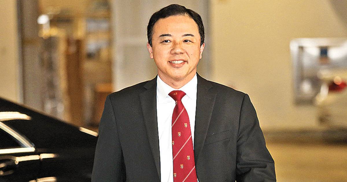 張翔卸任校長丨歷經校政風波 領港大排名創新高
