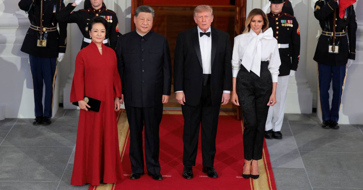 習近平訪美丨與夫人彭麗媛出席歡迎宴會